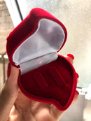 Porta aliança coração